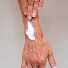 Cargar imagen en el visor de la galería, Reparative Hand Cream